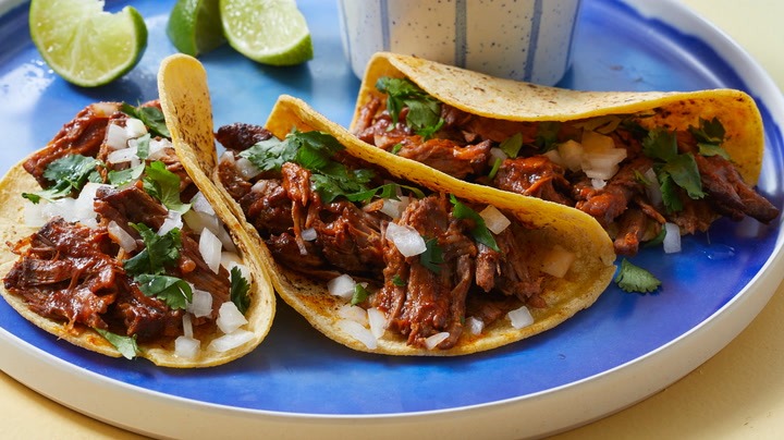 ¡El secreto revelado! Prepara tacos de carne asada como un taquero experto